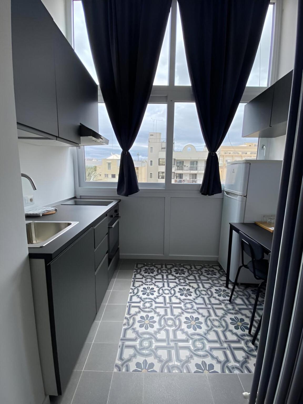Bari Landlord 242 - Central Station Apartments Exterior photo